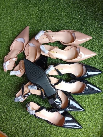 Halfcover heels